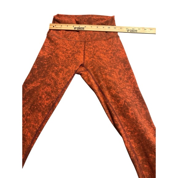 Lululemon Leggings 4 Womens Invigorate High Rise‎ Tight Red Marble Cropped - Picture 4 of 5